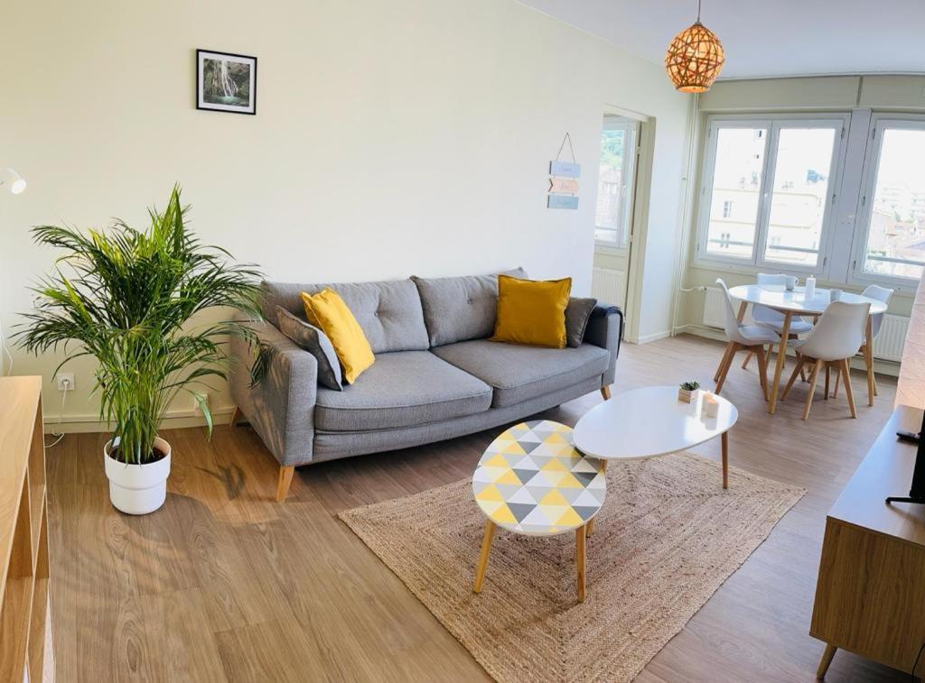 Espace 500 - Cosy, Wifi & Vue Sur La Ville Saint-Etienne (Loire) Exterior photo