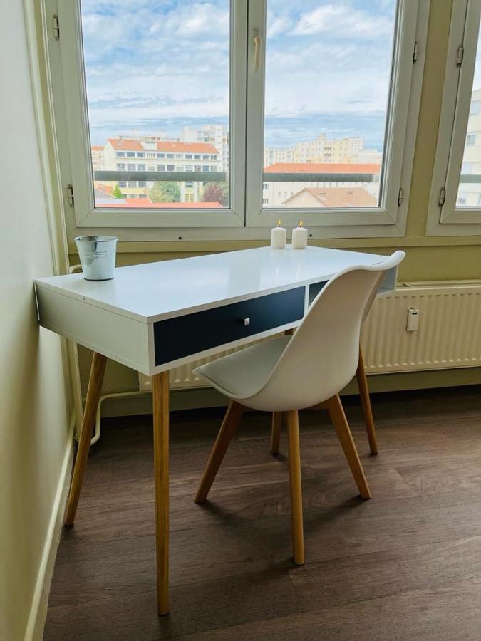 Espace 500 - Cosy, Wifi & Vue Sur La Ville Saint-Etienne (Loire) Exterior photo